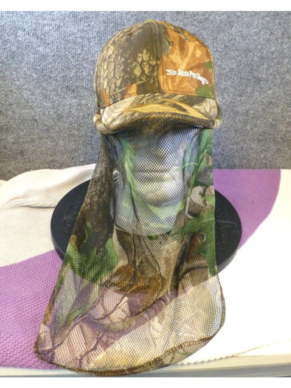 Bass Pro Shops Camo Hat With Mesh Bug Net Face Cover Hunting Adjustable Snapback